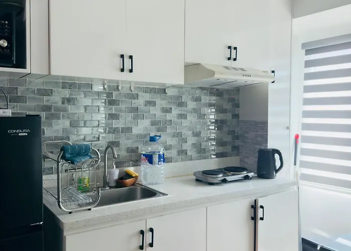 Gateway Garden Heights - Mandaluyong Apartment